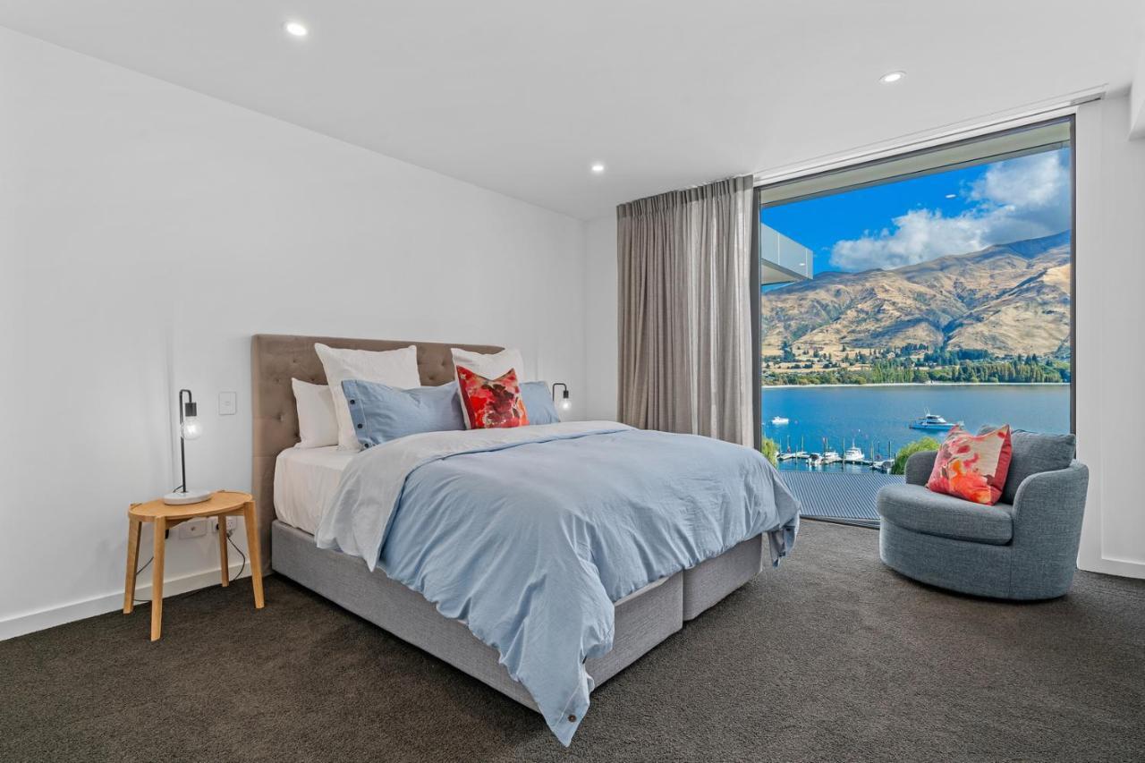 Luxurious Lakefront Penthouse Wanaka Exterior foto