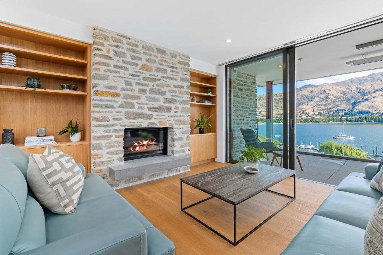 Luxurious Lakefront Penthouse Wanaka Exterior foto